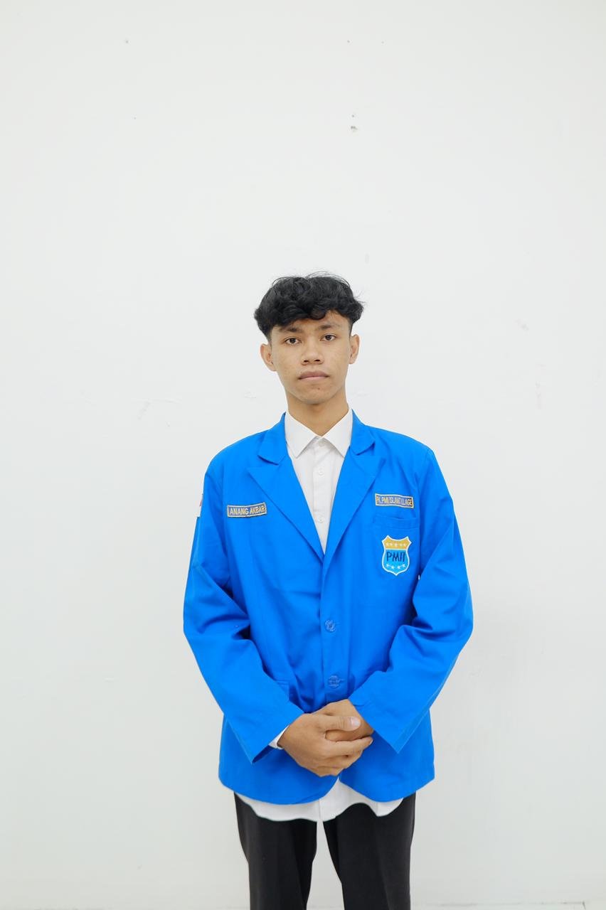 Studying at Yatsi Madani University